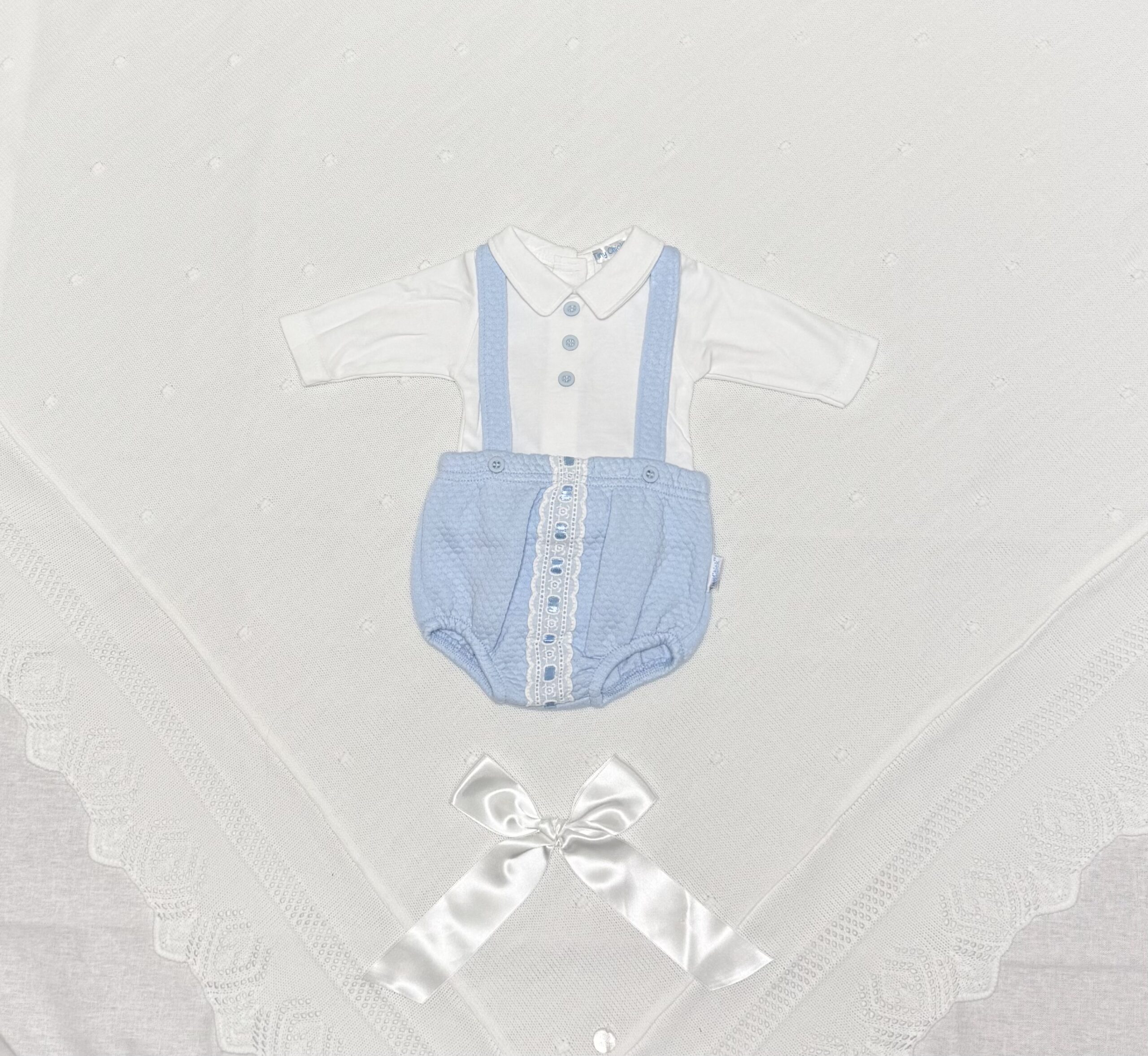 Babysett til Gutt prematur og nyfødt