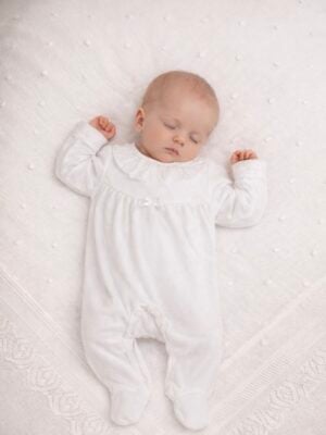 Babyheldress med blondekrage